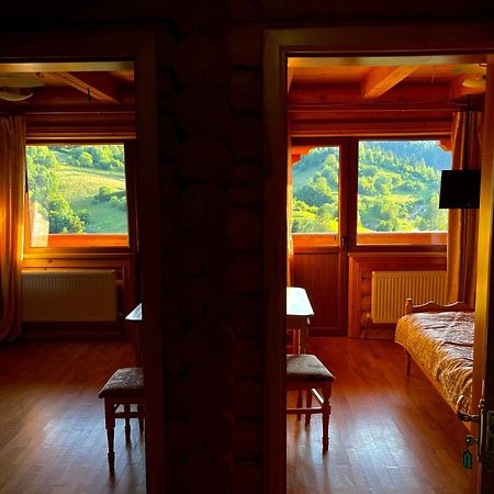 Privatna Sadiba Chalet Oryavchyk Ngoại thất bức ảnh