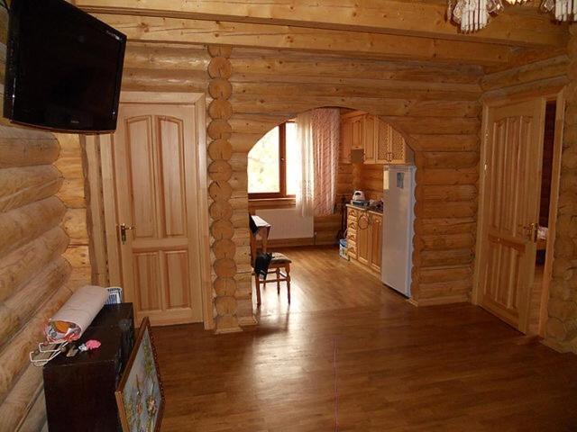 Privatna Sadiba Chalet Oryavchyk Ngoại thất bức ảnh