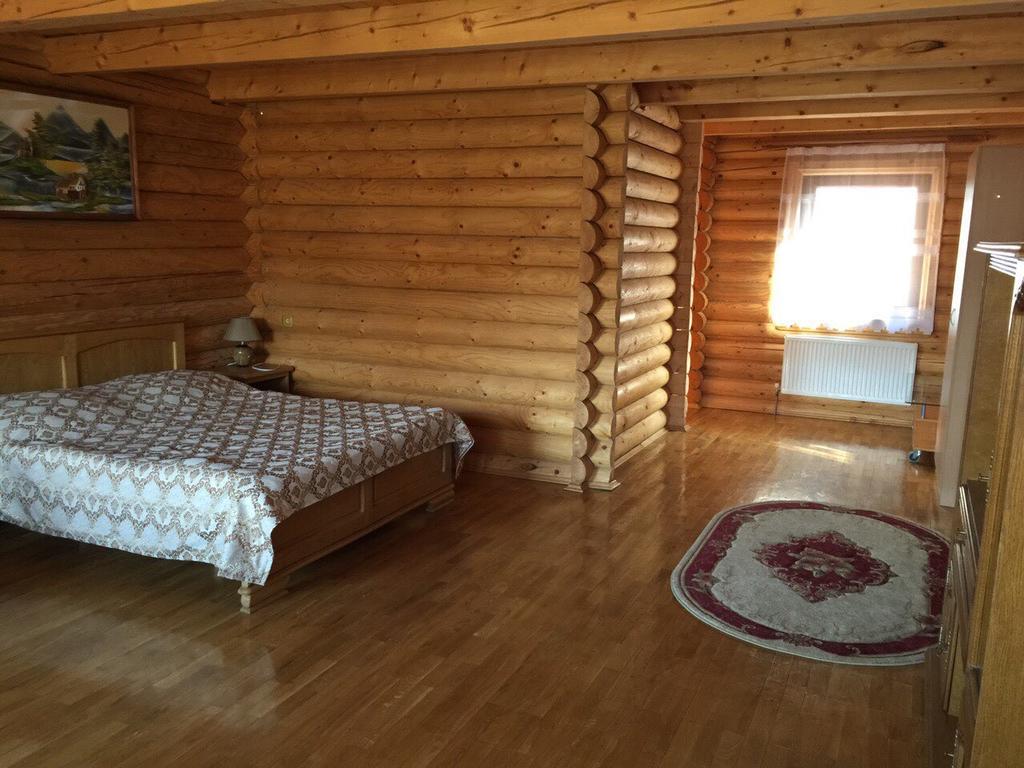 Privatna Sadiba Chalet Oryavchyk Ngoại thất bức ảnh
