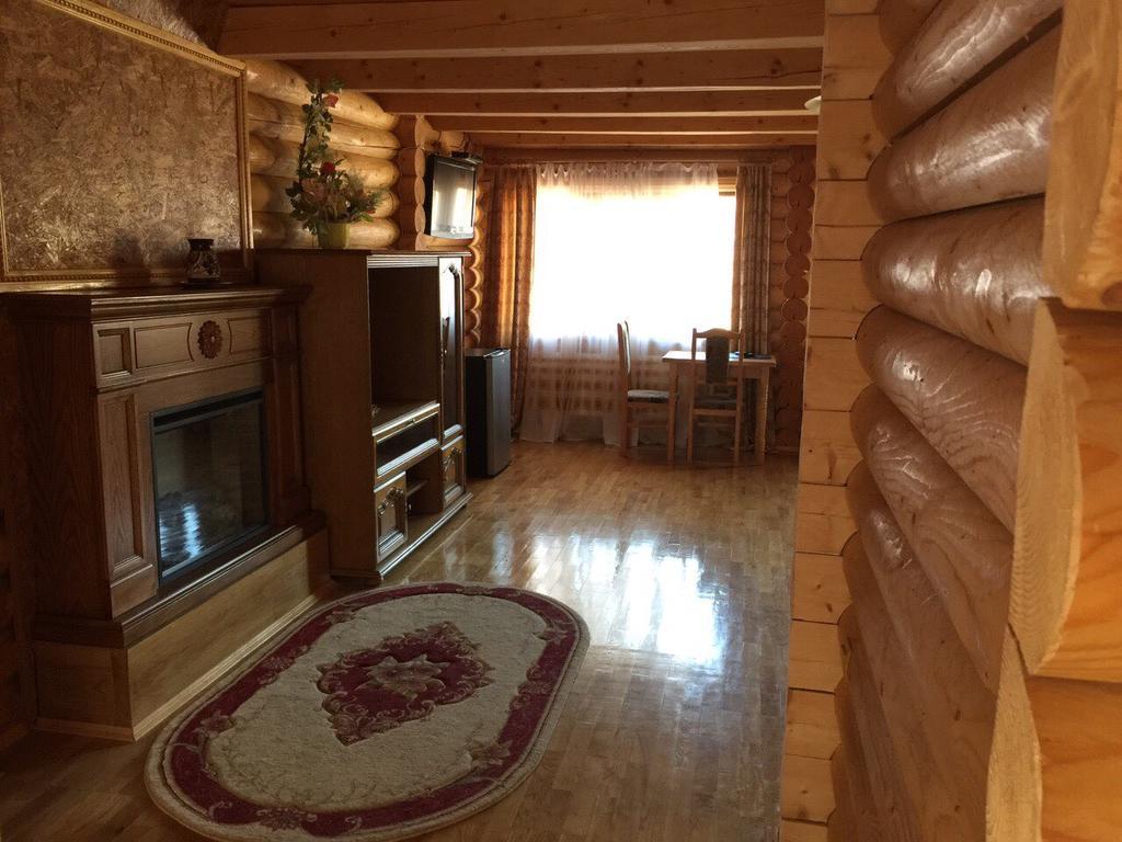 Privatna Sadiba Chalet Oryavchyk Ngoại thất bức ảnh